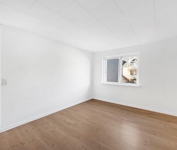 <b>Lys og velindrettet 2-værelses på 46 m2 med separat køkken og op... - Photo 4