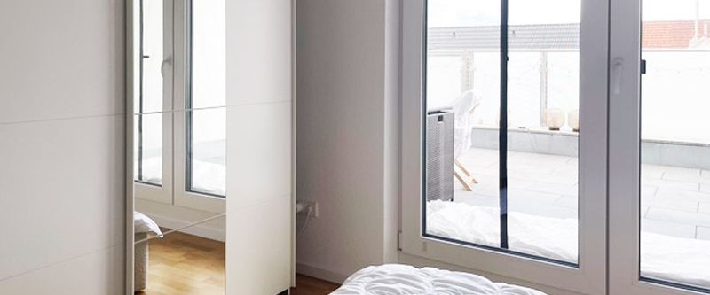 Zwei-Zimmer-Penthouse-Wohnung mit Balkon und TG-Platz - Foto 1