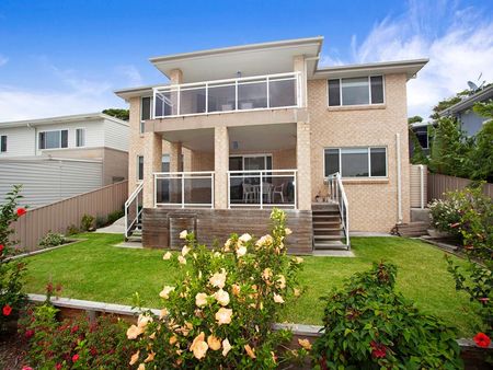 Stunning Family Home in Kiama - Photo 4