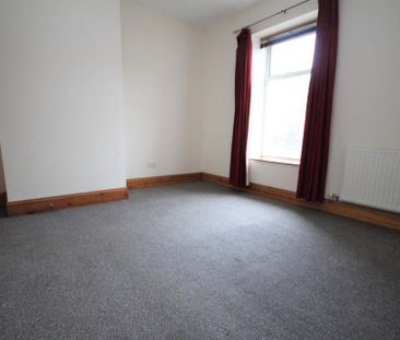 2 bedroom cottage to rent - Photo 2