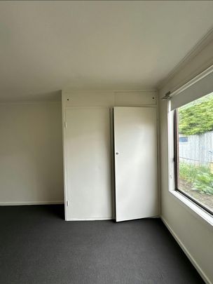 3/10 Tennyson Street - Photo 1