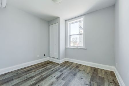 For Lease - 1480 Dundas Street Unit# 3, Toronto, Ontario - Photo 4