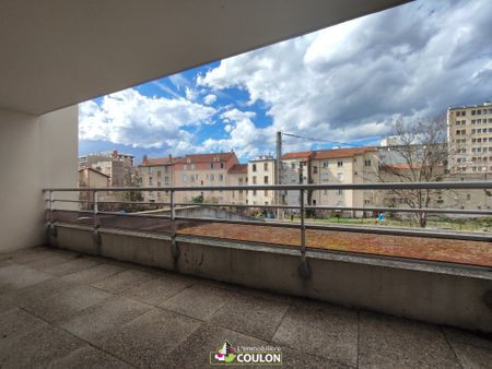 Location Appartement 2 pièces 34m² - Photo 3