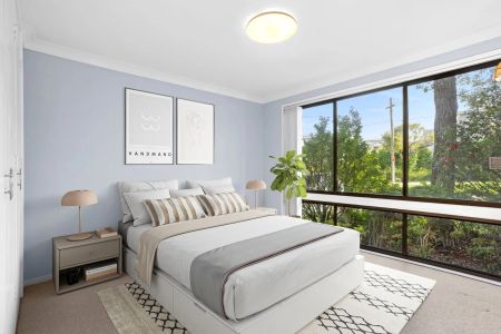 Spacious duplex with courtyard - Photo 2