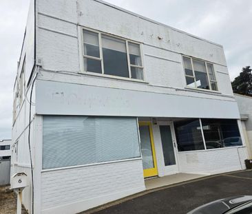 Seaside apartment in Bucklands Beach - Photo 6