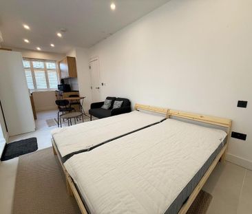 Studio to rent - Photo 4
