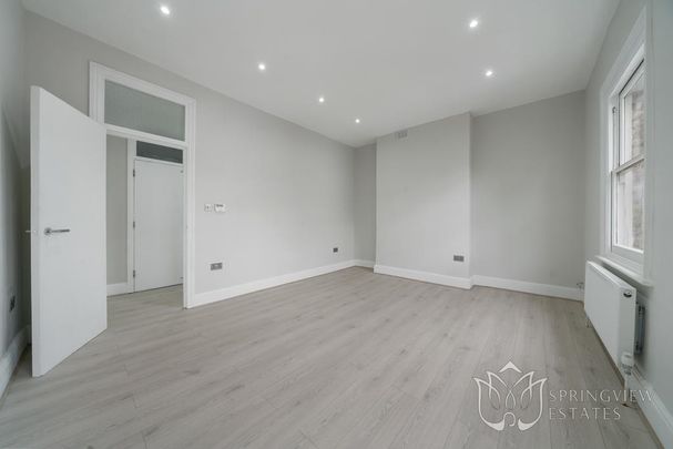 Studio to rent - Photo 1