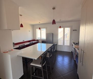 Location Appartement 3 pièces 85m² MARSEILLE 9ème - Photo 5