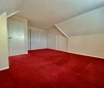 2 bedroom bungalow to rent Cradock Place, Worthing, BN13 - Photo 1