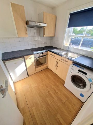Studio Flat, Mornington Terrace, NW1 - Photo 4