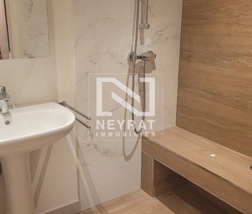 Location Appartement 2 pièces 30m² MONTAUROUX 83440 - Photo 2