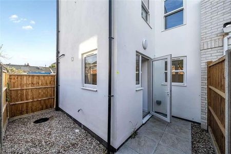 Portland Road, London, SE25 - Photo 4