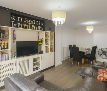 3 bedroom terraced house to rent - Photo 4