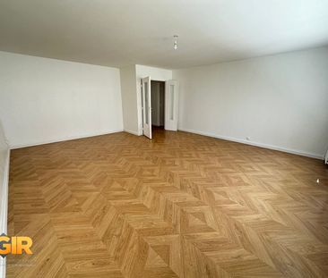 Location Appartement 3 pièces 82m² RENNES 35000 - Photo 2