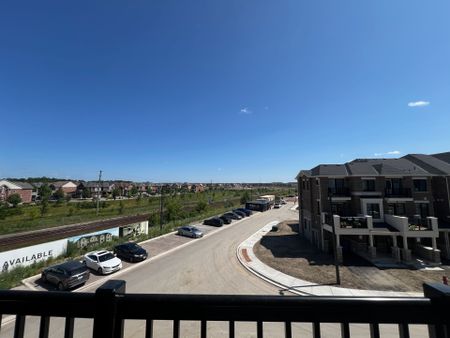 For Lease - 22 Elantra Drive, Brampton, Ontario - Photo 2