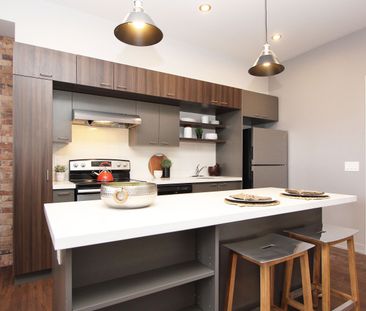 For Lease - 14 1/2 King Street Unit# 201, Oshawa, Ontario - Photo 3