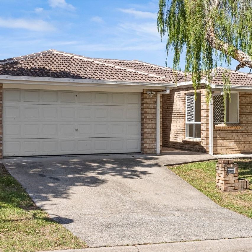 5 Freeman Place, Calamvale QLD 4116 - House For Rent | Domain - Photo 1