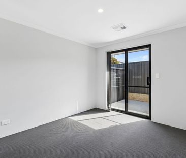 Brand-New Dual-Key Rental Home in Yanchep - Photo 4