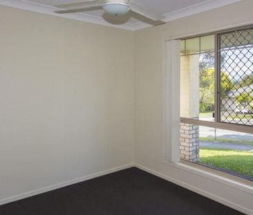 Spacious Home in the Heart of Upper Coomera - Photo 1