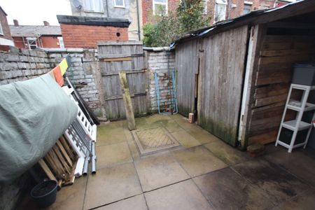 Range Street - Photo 2