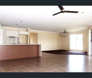 Spacious Family Home in a Quiet Location - Photo 5