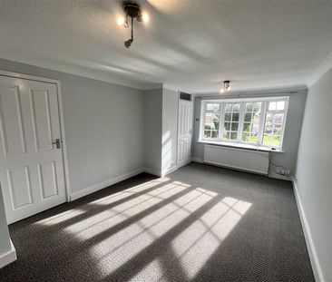 2 bedroom house to rent Linden Grove, Sandiacre, Nottingham, NG10 - Photo 2