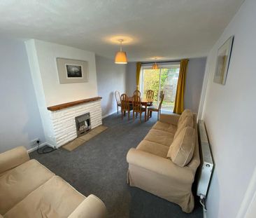 4 bedroom semi-detached house to rent - Photo 4