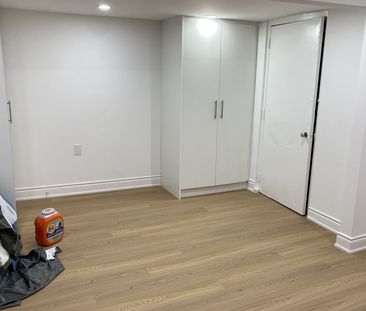 For Lease - 314 Lakeshore Road Unit# Lower Unit B, Mississauga, Ont... - Photo 4
