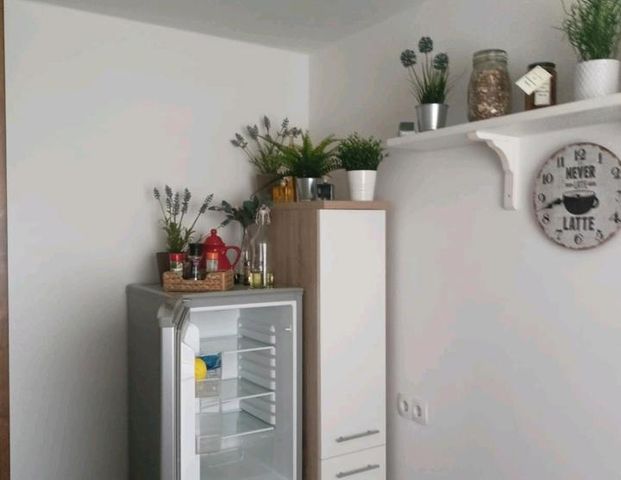 Charmante 2 Raum Wohnung in Rötha!!!! Modernisiert - Foto 1