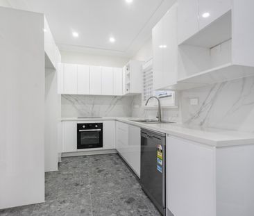 Renovated 3 Bedroom Home - Photo 6