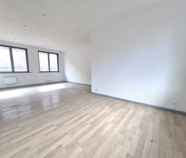 Location Appartement 4 pièces 76m² ROUBAIX 59100 - Photo 3