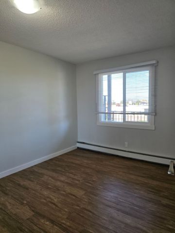 301, 6727-59 Ave, Red Deer, AB - Photo 4