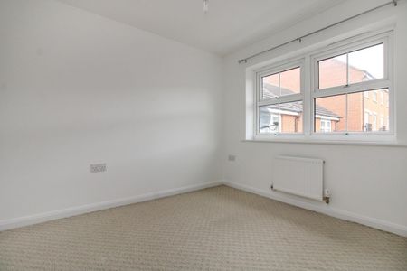 3 bedroom House To Let - Photo 3