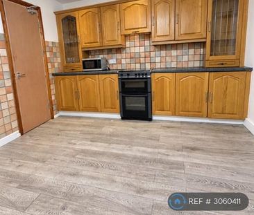 4 bedroom terraced house to rent - Photo 6