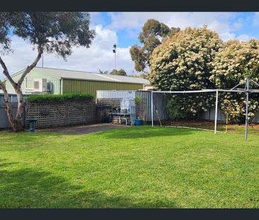 3 Buttercup Grove, Morphett Vale, SA 5162 - Photo 4