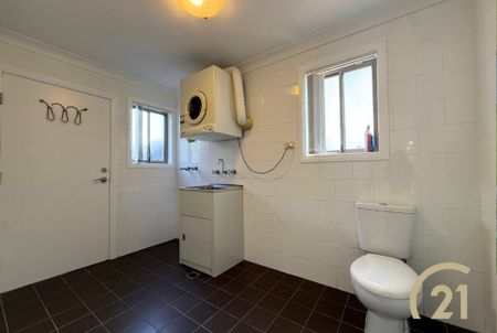 Newly Renovated 3 Bedroom Home&excl; - Photo 5