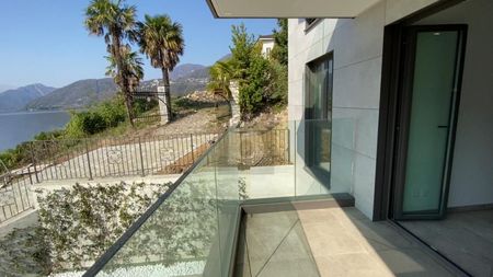 MODERNO, SPAZIOSO E SOLEGGIATA CON VISTA - Photo 5