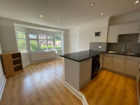 Belgrave Crescent, Harrogate, North Yorkshire, HG2 - Photo 5