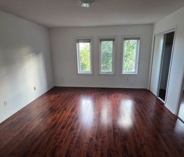 For Lease - 5420 Fallingbrook Drive, Mississauga, Ontario - Photo 3
