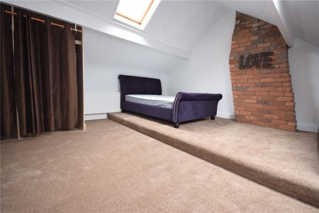 20, Oakroyd Mount, Stanningley, Pudsey, West Yorkshire, LS28 7QH - Photo 5