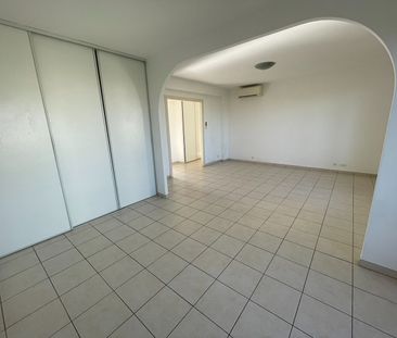 Location Appartement 4 pièces 72m² - Photo 1