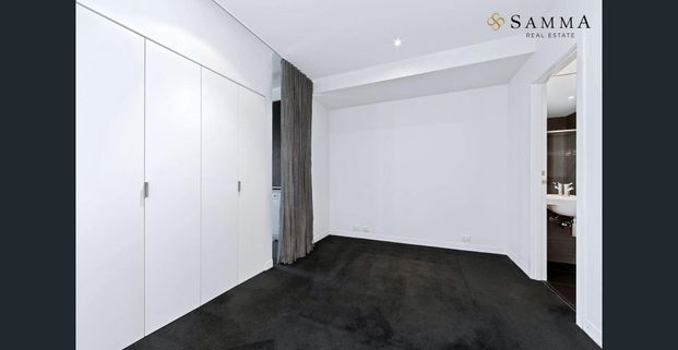 Panoramic Perfection: 20th-Floor Apartment with City-to-Bay Views and Modern Luxury - Photo 1