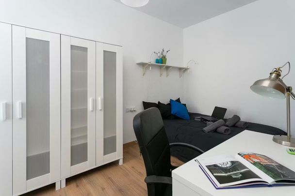 Carrer d'Alí bei, Barcelona, Catalonia 08013 - Foto 1