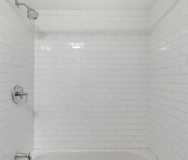 For Lease - 672 Castleguard Crescent Unit# 2, Burlington, Ontario - Photo 1