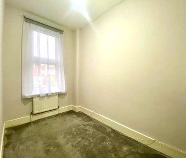 4 bedroom terraced house to rent - Photo 1