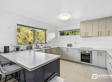 277 churchill ave, sandy bay tas 7005 - Photo 3