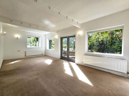 4 bedroom detached house to rent - Photo 1