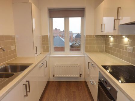 2 bedroom apartment to rent - Photo 2