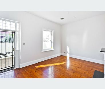 Large Character Home! - Photo 5