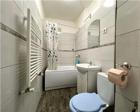Apartament 2 camere, ultracentral, Ploiesti - Photo 2